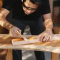 Mengenal Lem Aliphatic: Adhesive Profesional untuk Woodworking