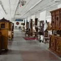 9 Cara Mendapatkan Hasil Cat Kayu Halus dan Natural pada Furniture