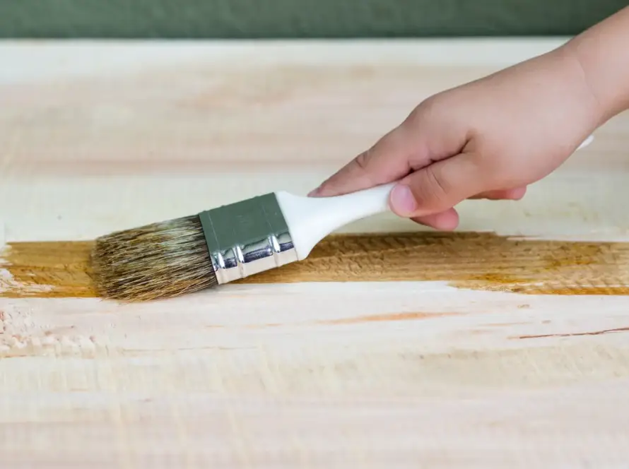perbedaan finishing kayu Melamine vs NC vs PU
